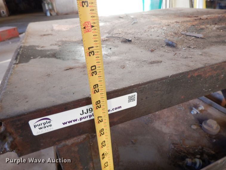 image for item JJ9766 Table