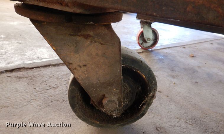 image for item JJ9766 Table