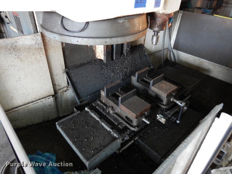 image for item JJ9769 Haas Mycenter-2  CNC mill