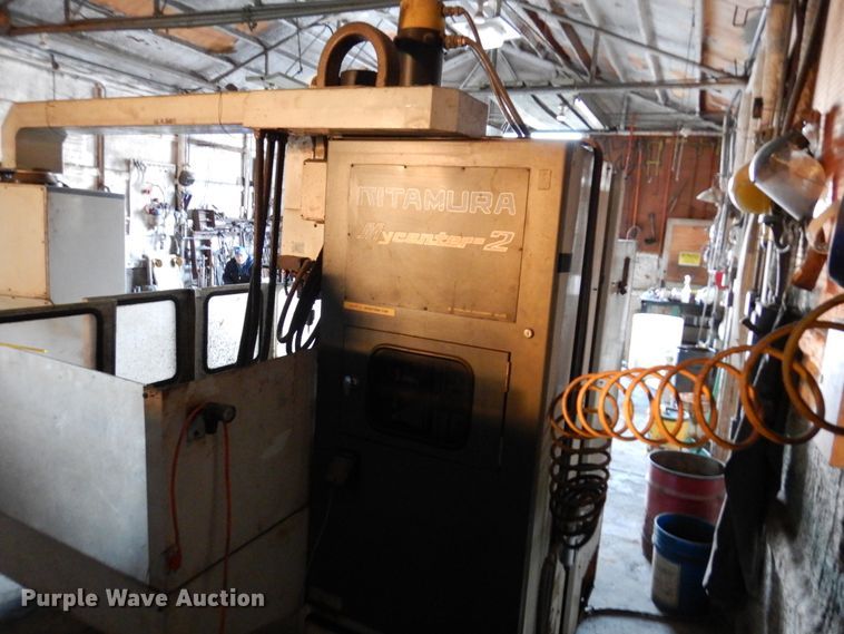 image for item JJ9769 Haas Mycenter-2  CNC mill