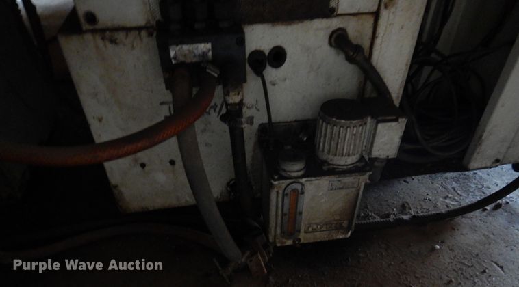 image for item JJ9769 Haas Mycenter-2  CNC mill