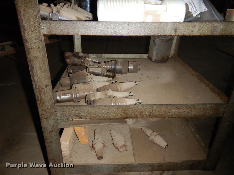 image for item JJ9769 Haas Mycenter-2  CNC mill