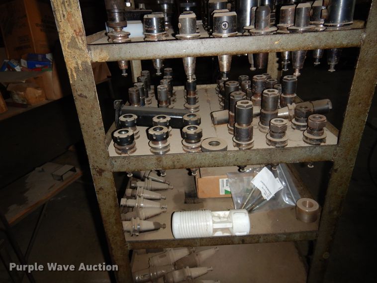 image for item JJ9769 Haas Mycenter-2  CNC mill