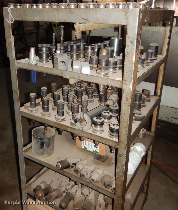 image for item JJ9769 Haas Mycenter-2  CNC mill