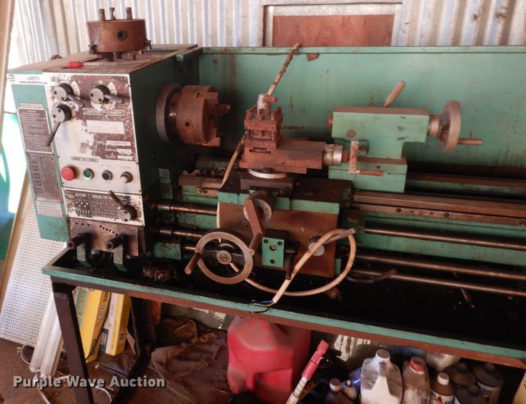 image for item JJ9770 Central Machinery  metal lathe