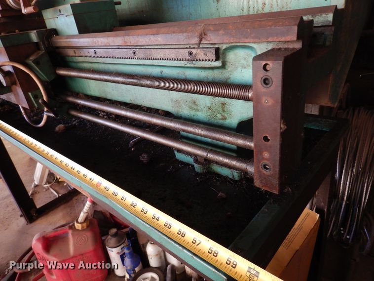 image for item JJ9770 Central Machinery  metal lathe