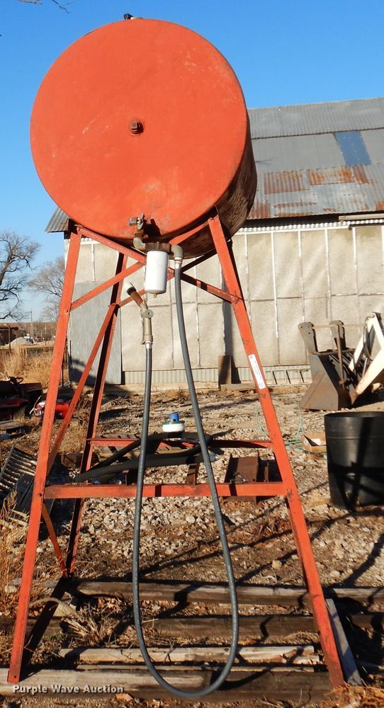 image for item JJ9773 Fuel tank