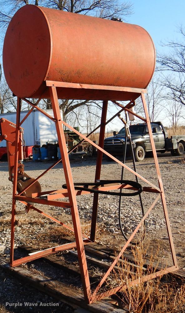 image for item JJ9773 Fuel tank