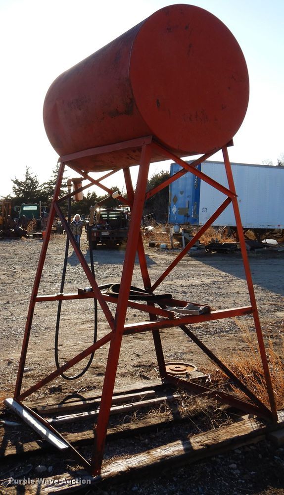 image for item JJ9773 Fuel tank