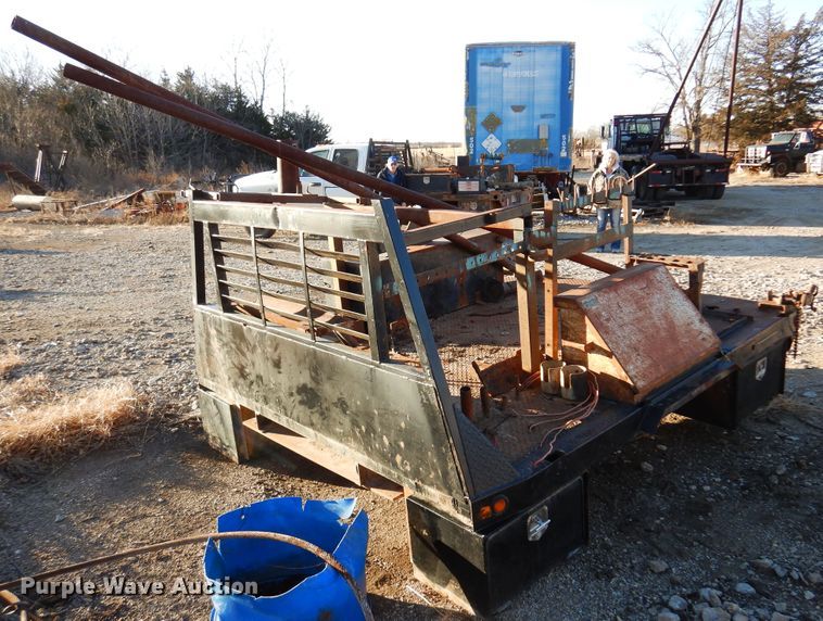 image for item JJ9783 Utility flatbed