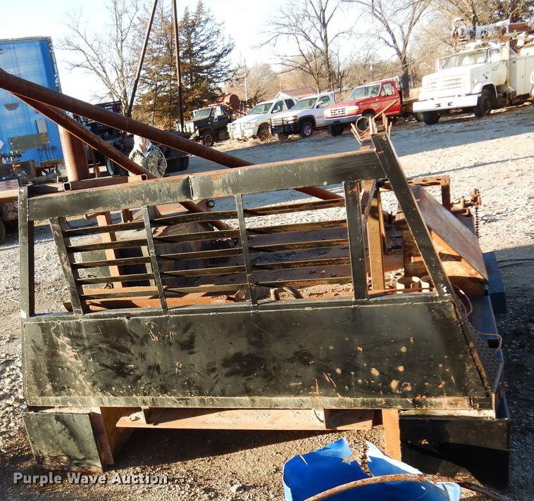 image for item JJ9783 Utility flatbed