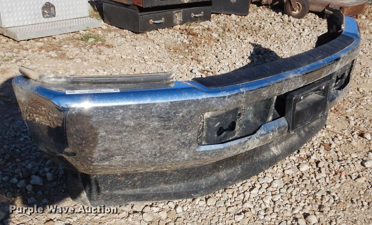 image for item JJ9804 Pickup truck bumper
