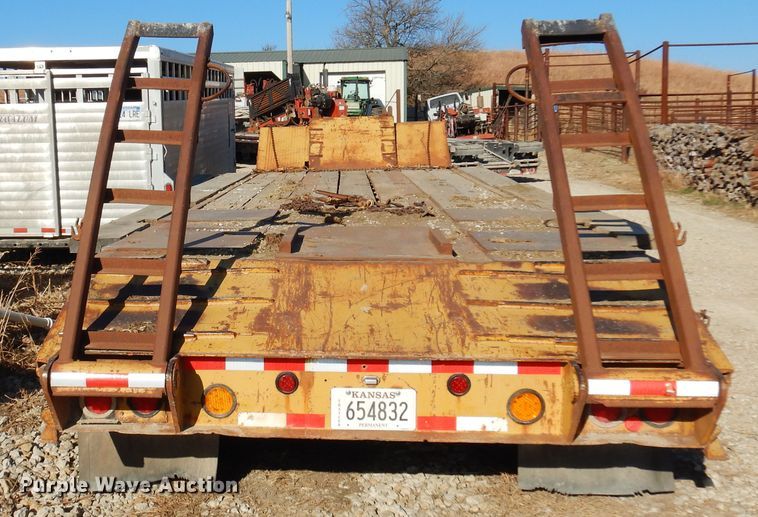 image for item JJ9808 1988  Shop built equipment trailer