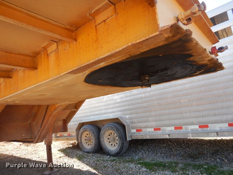 image for item JJ9808 1988  Shop built equipment trailer