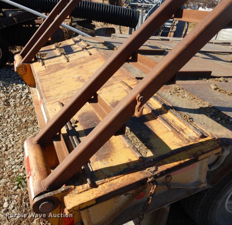 image for item JJ9808 1988  Shop built equipment trailer