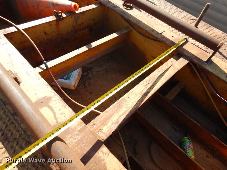 image for item JJ9808 1988  Shop built equipment trailer