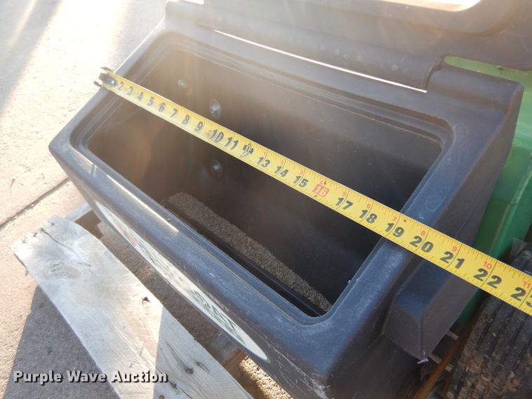 image for item JJ9811 Billy Goat OS552H overseeder