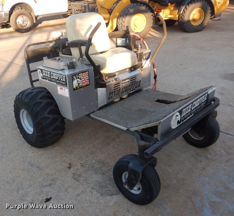 image for item JJ9814 Dixie Chopper XT3300  ZTR lawn mower