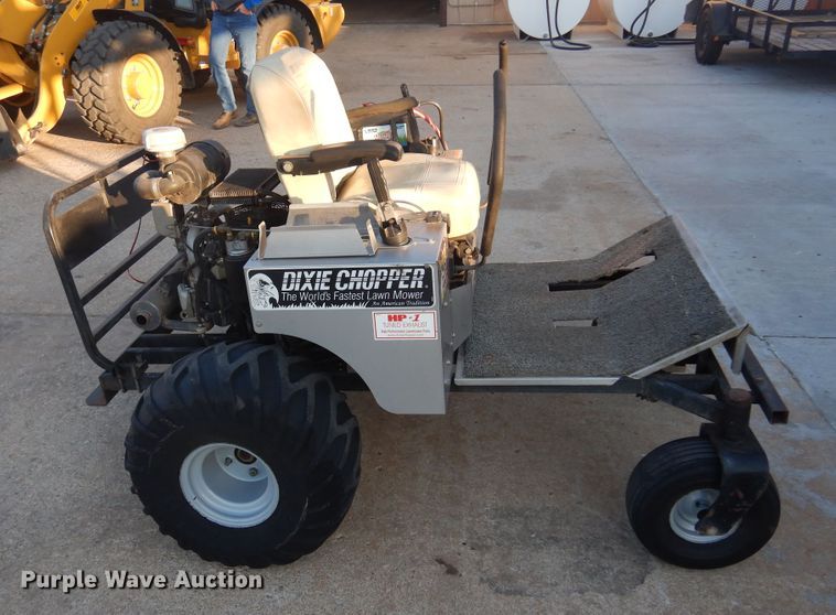 image for item JJ9814 Dixie Chopper XT3300  ZTR lawn mower