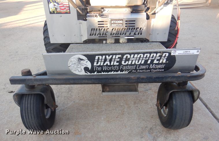 image for item JJ9814 Dixie Chopper XT3300  ZTR lawn mower