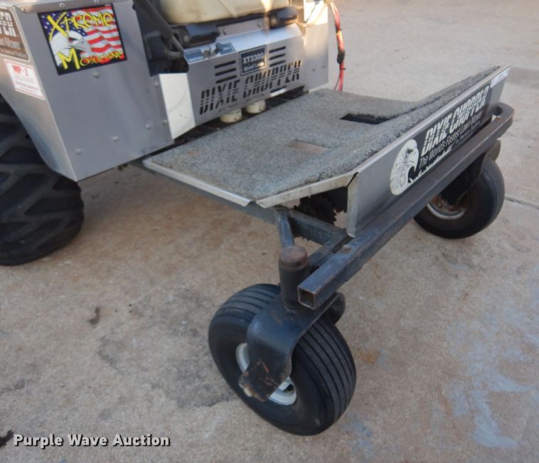 image for item JJ9814 Dixie Chopper XT3300  ZTR lawn mower