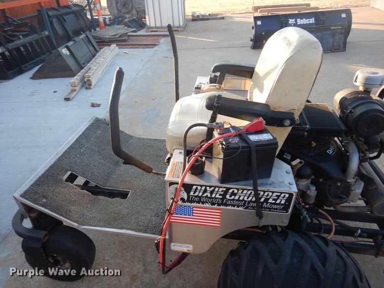 image for item JJ9814 Dixie Chopper XT3300  ZTR lawn mower