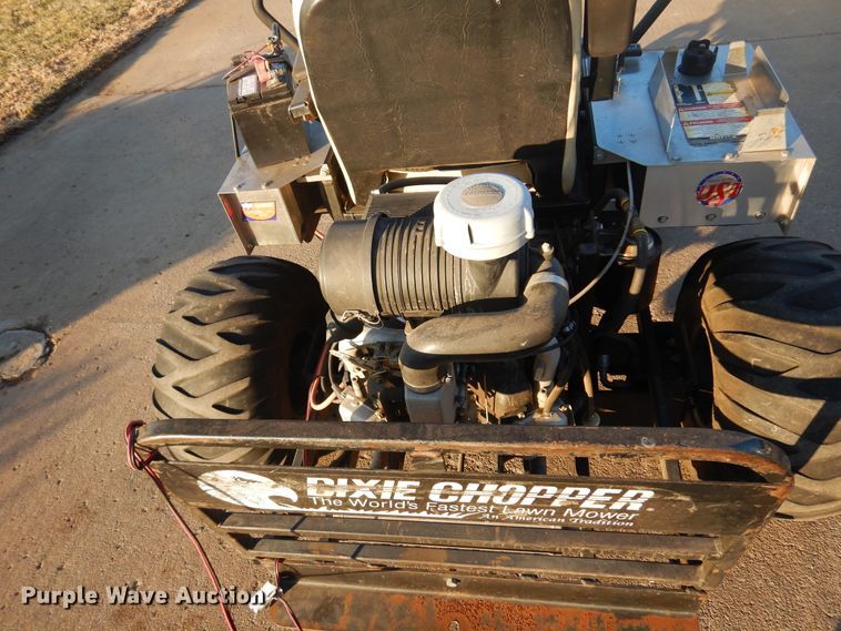 image for item JJ9814 Dixie Chopper XT3300  ZTR lawn mower