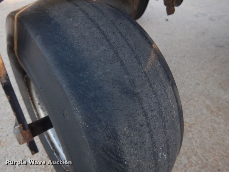 image for item JJ9814 Dixie Chopper XT3300  ZTR lawn mower