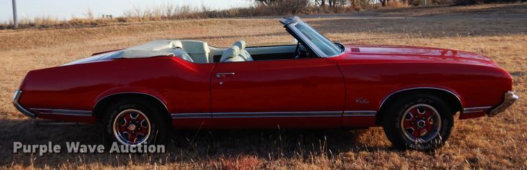image for item JJ9852 1971 Oldsmobile Cutlass  convertible