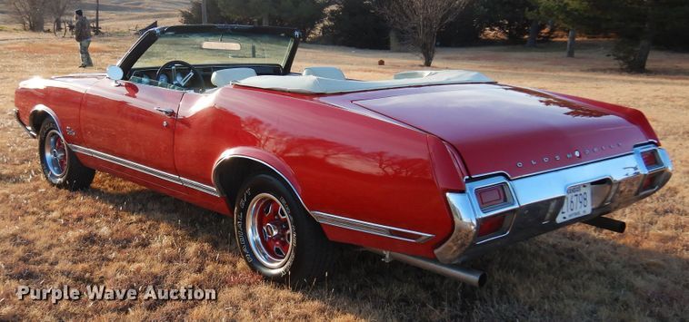 image for item JJ9852 1971 Oldsmobile Cutlass  convertible