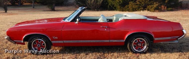 image for item JJ9852 1971 Oldsmobile Cutlass  convertible