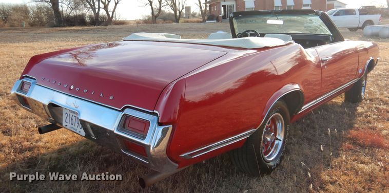 image for item JJ9852 1971 Oldsmobile Cutlass  convertible