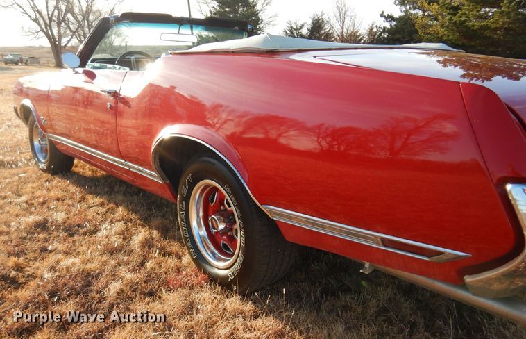 image for item JJ9852 1971 Oldsmobile Cutlass  convertible