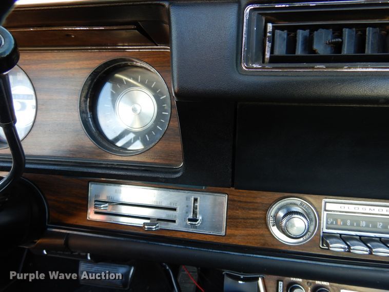 image for item JJ9852 1971 Oldsmobile Cutlass  convertible