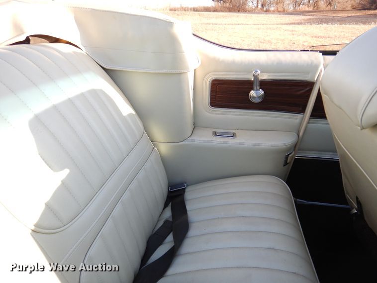 image for item JJ9852 1971 Oldsmobile Cutlass  convertible