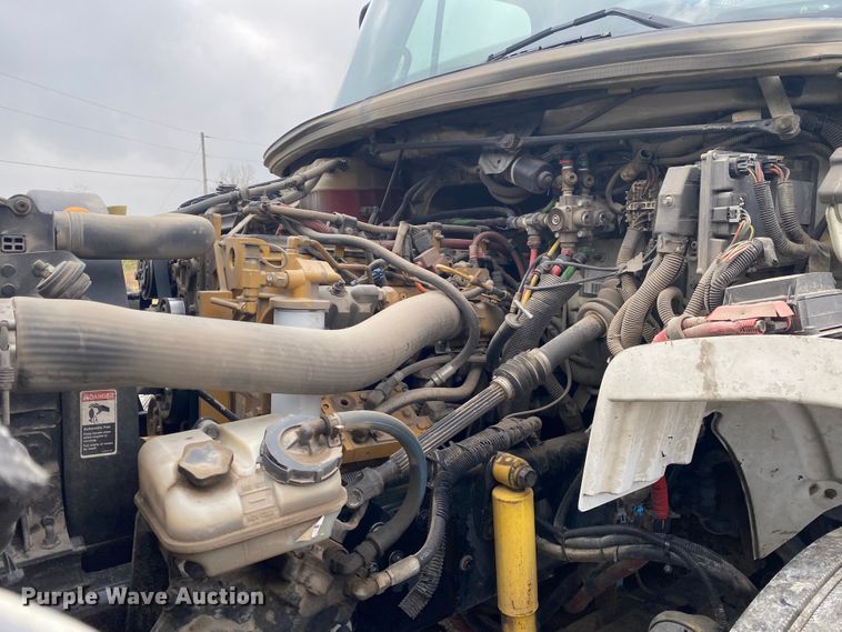 image for item JN9130 2007 Freightliner Business Class M2  street sweeper truck