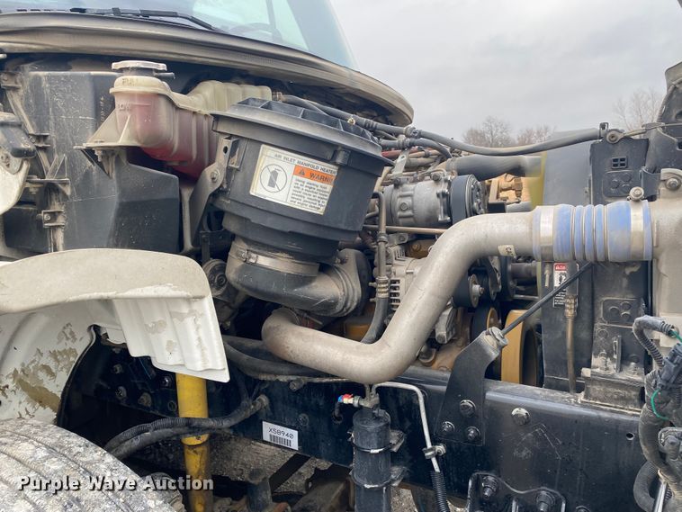 image for item JN9130 2007 Freightliner Business Class M2  street sweeper truck