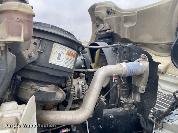 image for item JN9130 2007 Freightliner Business Class M2  street sweeper truck