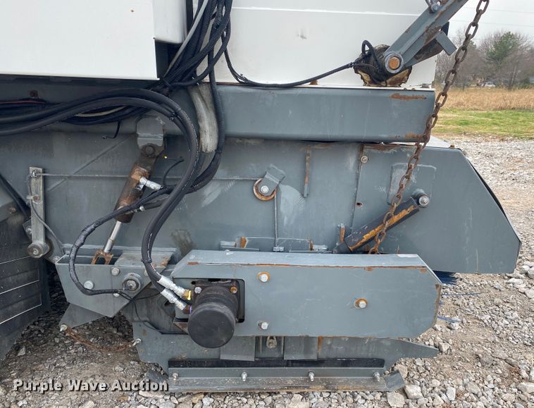 image for item JN9130 2007 Freightliner Business Class M2  street sweeper truck