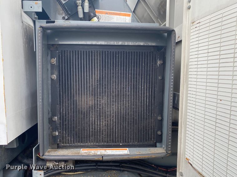 image for item JN9130 2007 Freightliner Business Class M2  street sweeper truck