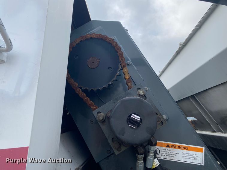 image for item JN9130 2007 Freightliner Business Class M2  street sweeper truck