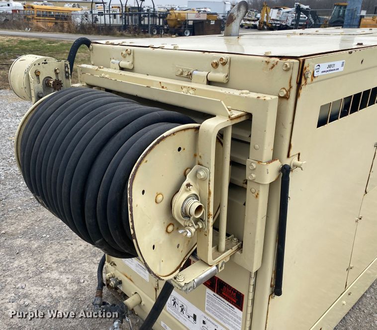 image for item JN9131 Ingersoll Rand R185  air compressor