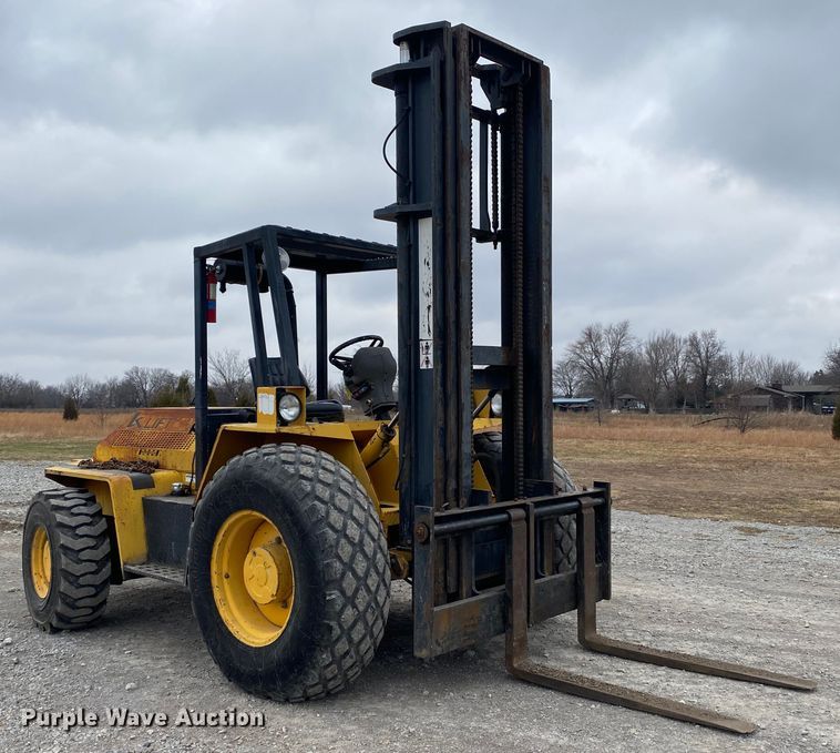 image for item JN9133 2004 Lift King LK8M42  forklift