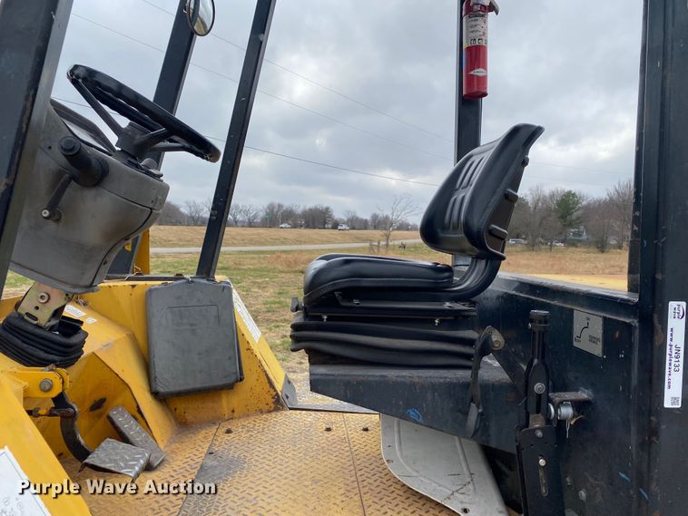 image for item JN9133 2004 Lift King LK8M42  forklift