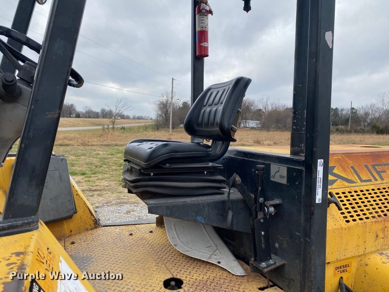 image for item JN9133 2004 Lift King LK8M42  forklift