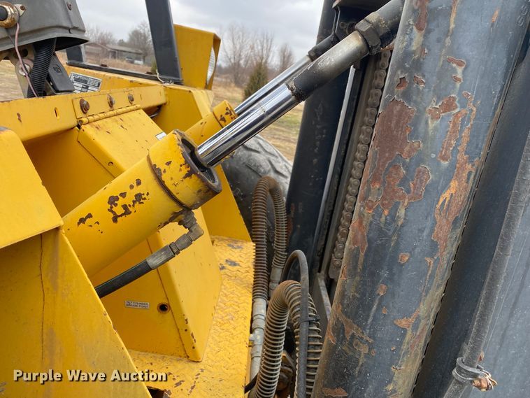 image for item JN9133 2004 Lift King LK8M42  forklift