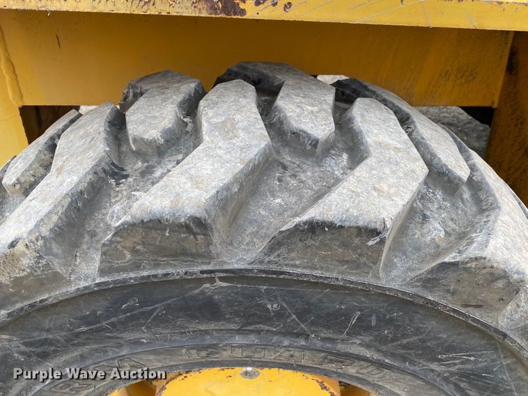 image for item JN9133 2004 Lift King LK8M42  forklift