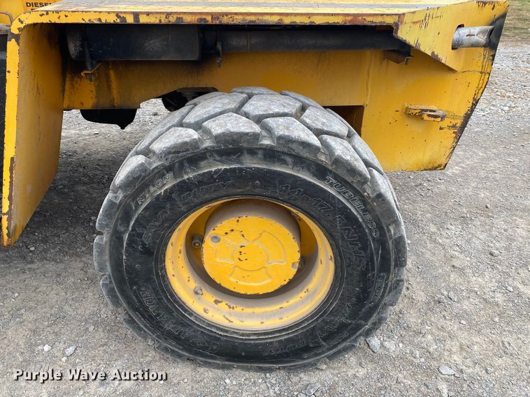 image for item JN9133 2004 Lift King LK8M42  forklift