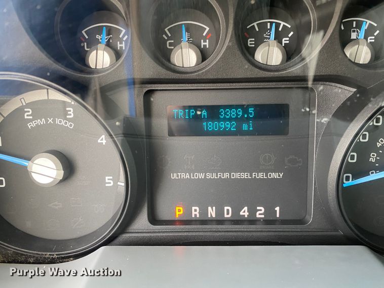 image for item JN9141 2012 Ford F750 Super Duty XL  box truck