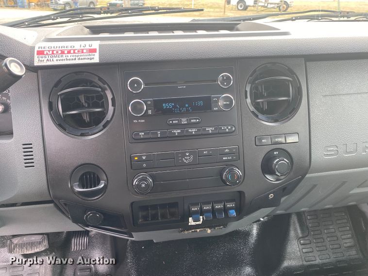 image for item JN9141 2012 Ford F750 Super Duty XL  box truck